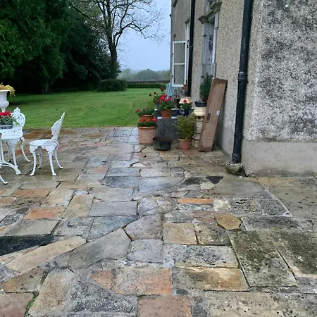 カントリーハウス Lisglassock House